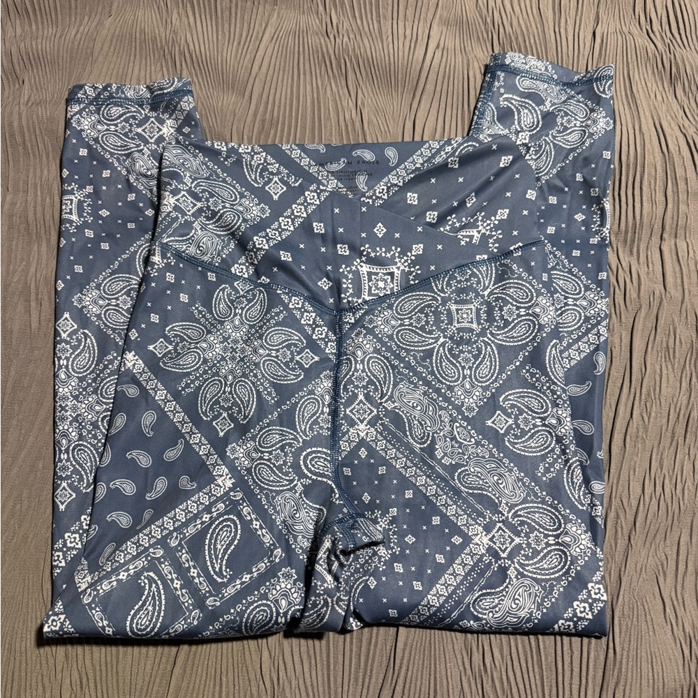 American Eagle Outfitters Blue and White Paisley Bandana Pants